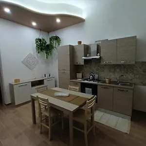 La Casa Di Ruth , Catania Italia